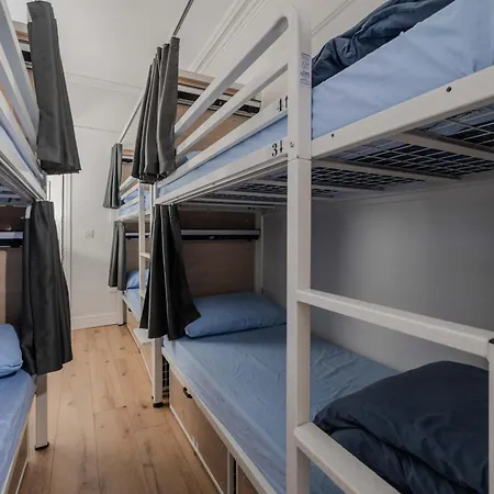 Sheilas Tourist Hostel-2